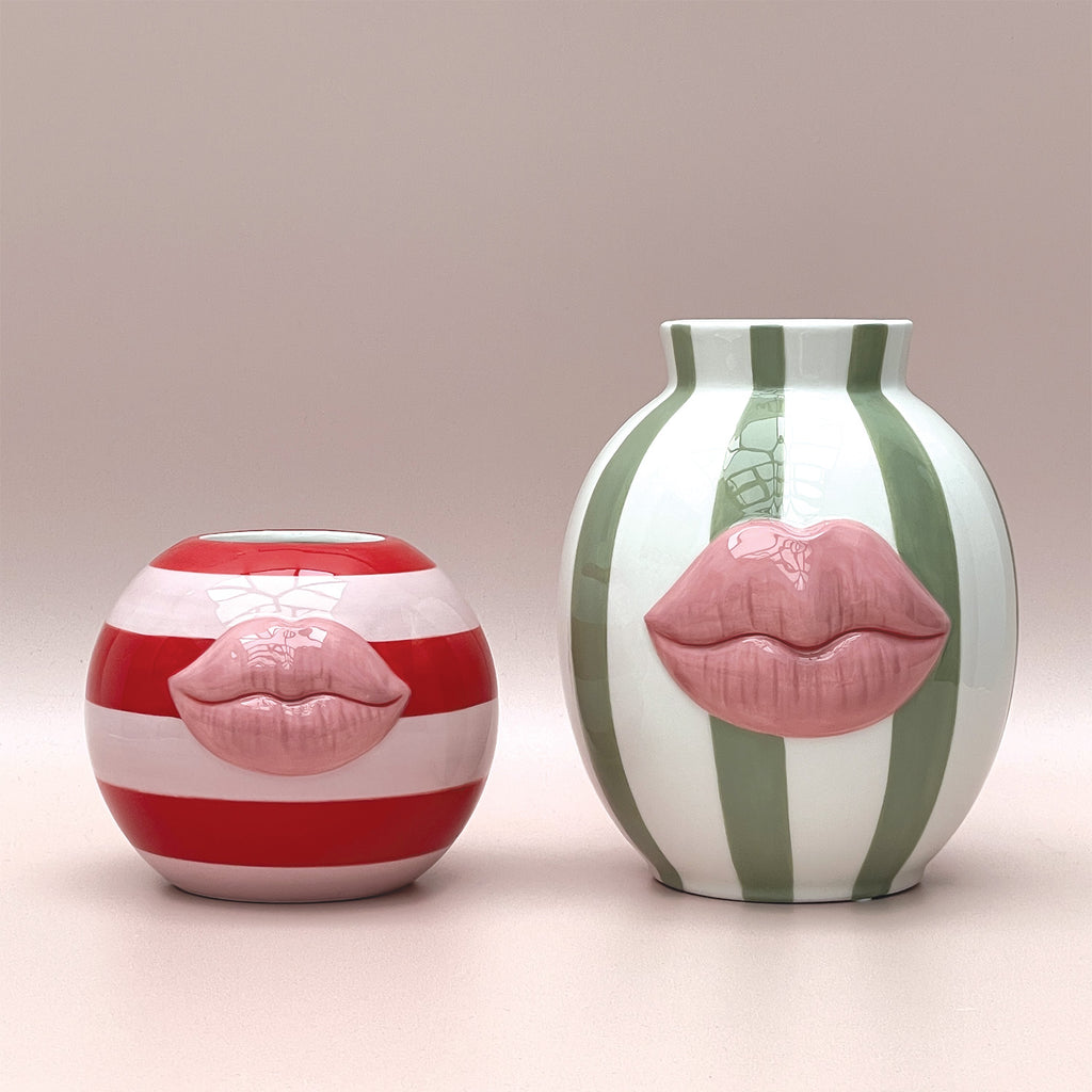 VASE KISS RAYURE VERT L18.8  P16.9H 20.8