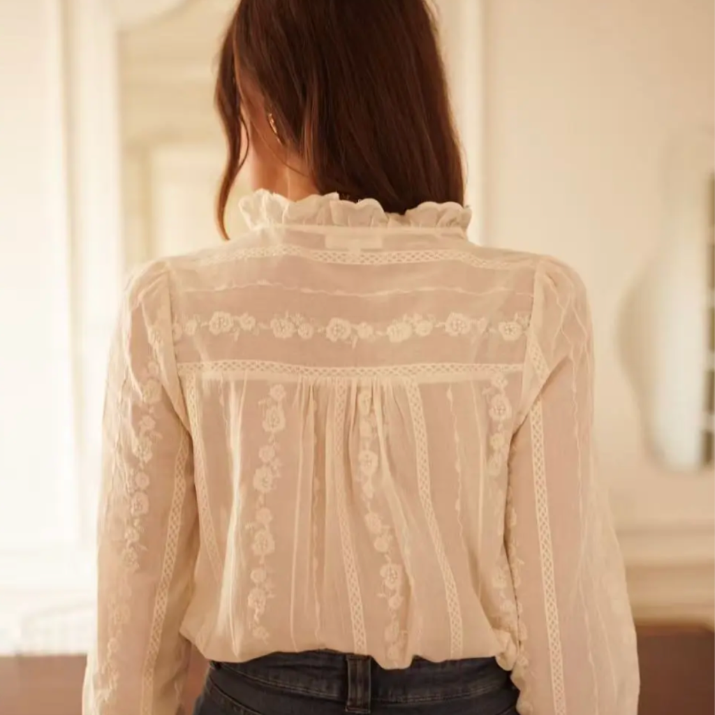 Blouse brodée - Romantique
