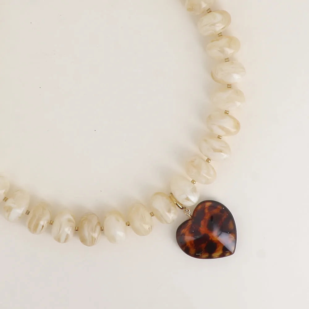 Collier coeur - Écru et Léopard