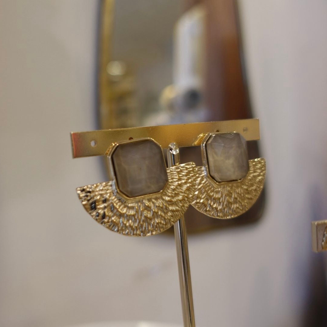 BOUCLE D'OREILLES - Pierre Doré