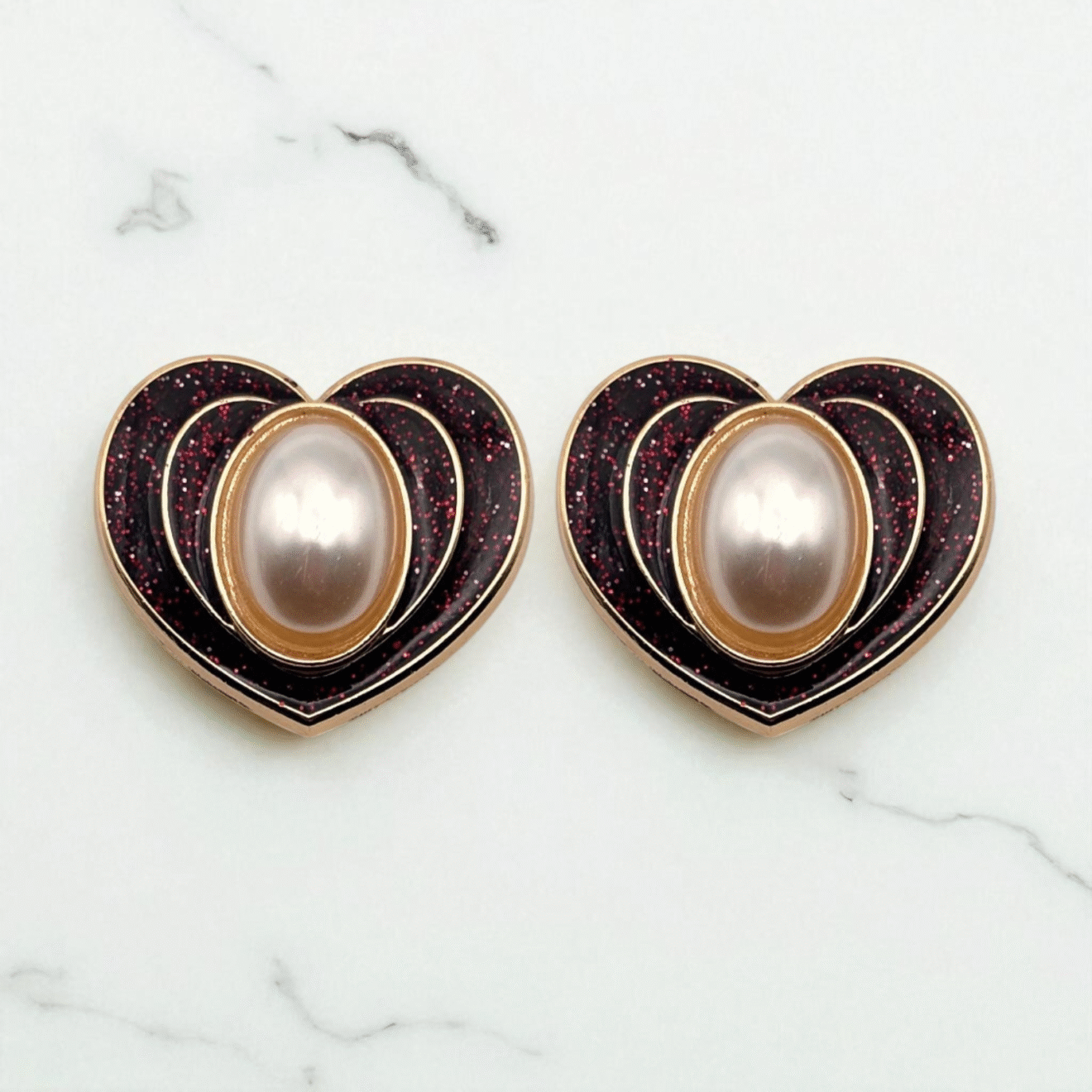 BIJOU DE BOUTON COEUR ETERNEL BORDEAUX PAILLETE