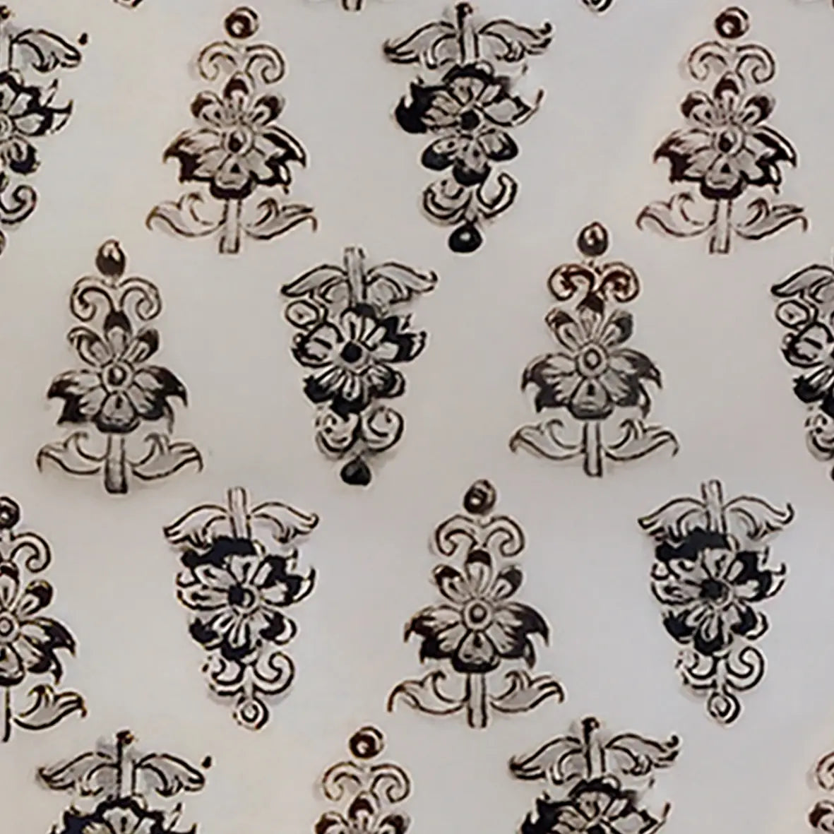 PLATEAU METAL EMAILLE HOYA  20X20 BORDURE DOREE