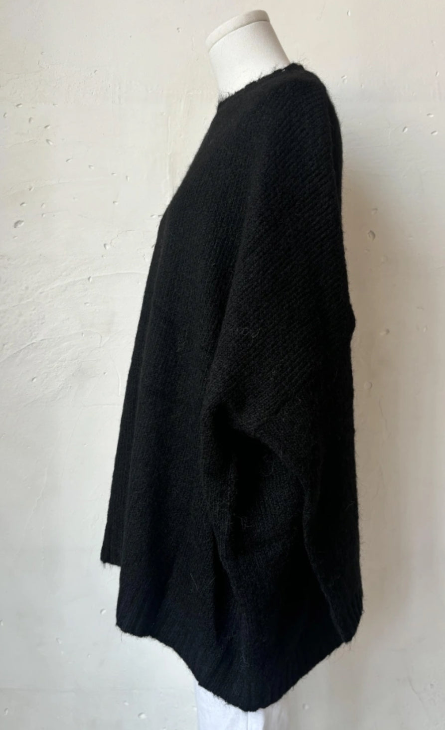 PULL OVERSIZE NOIR