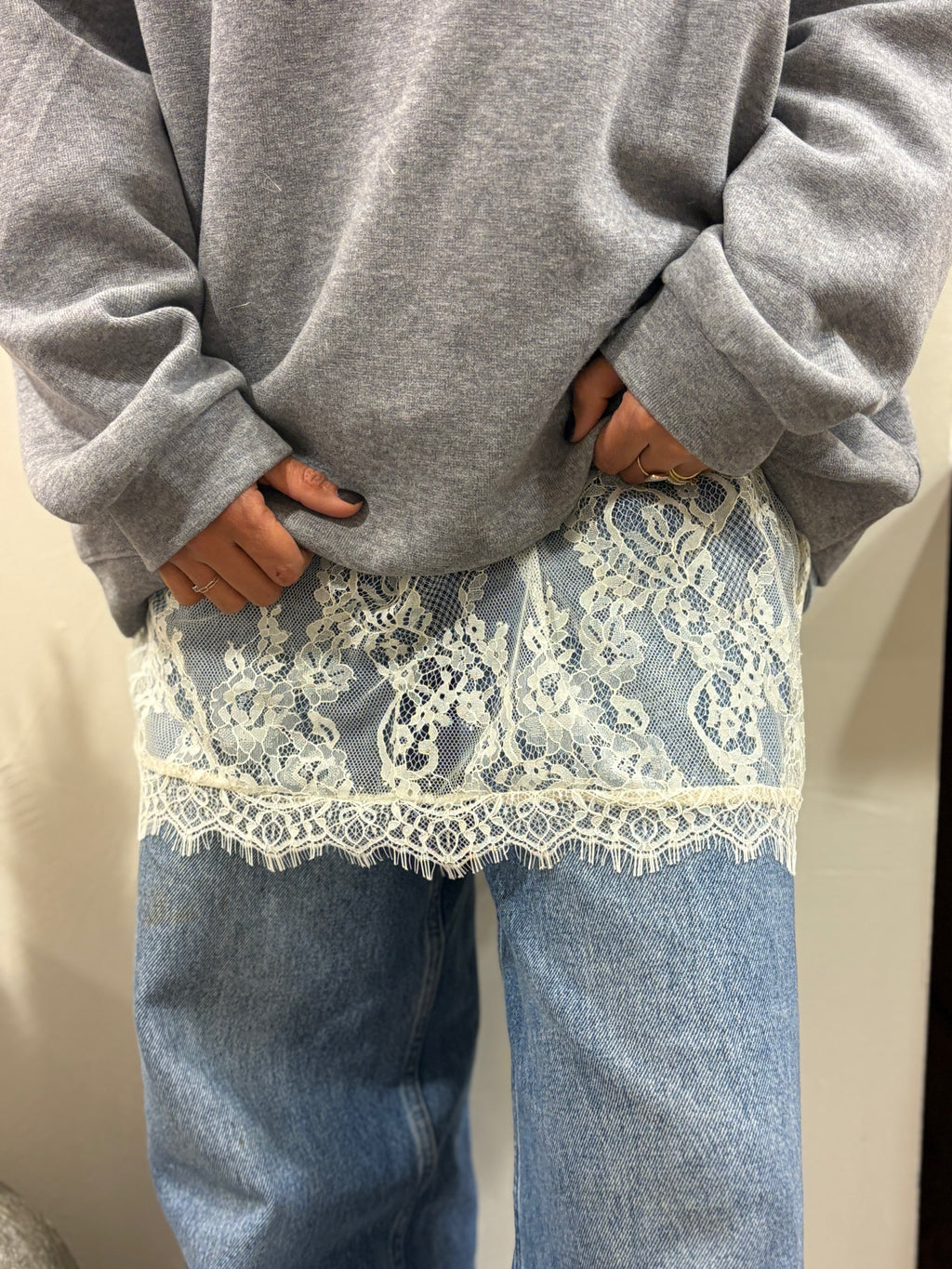 Jupe en tulle avec dentelle florale écrue