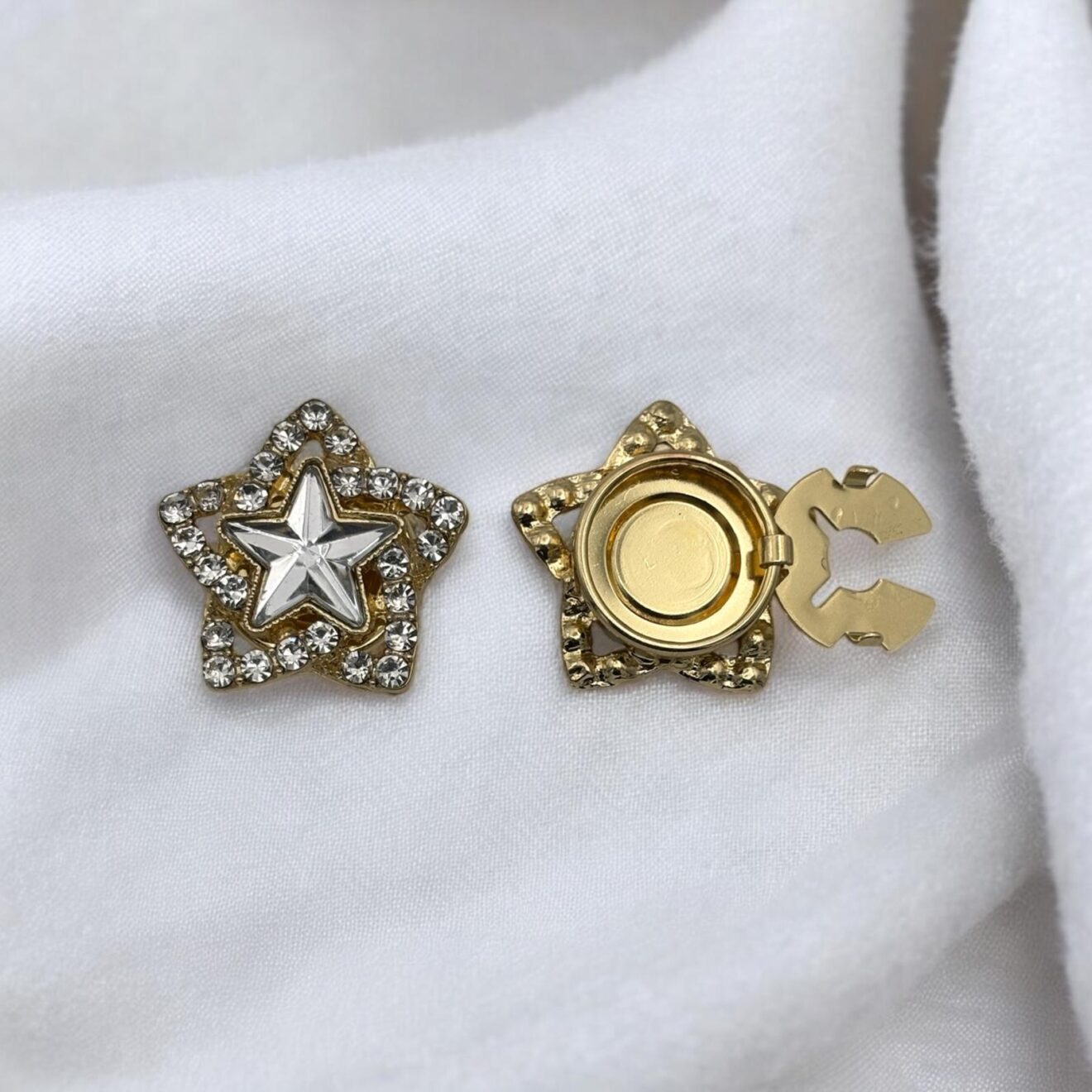 BIJOU DE BOUTON ETOILE - Strass doré et blanc