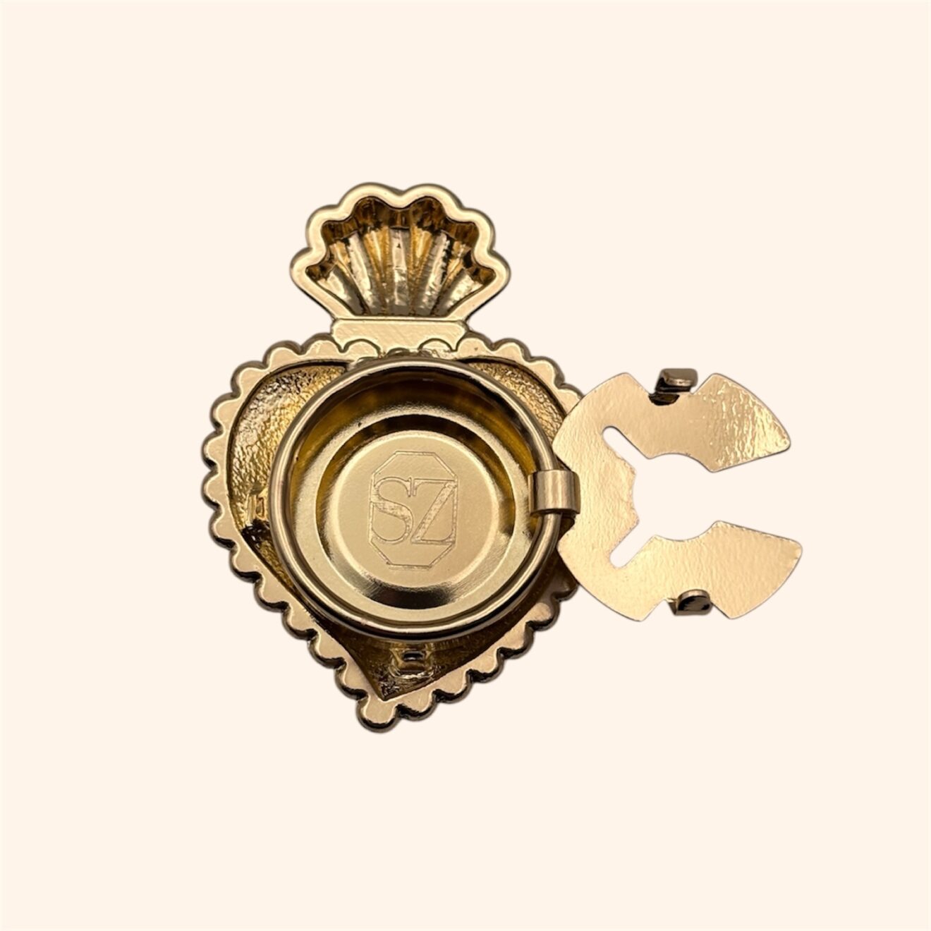 Bijou de bouton - Exvoto Corail Peps