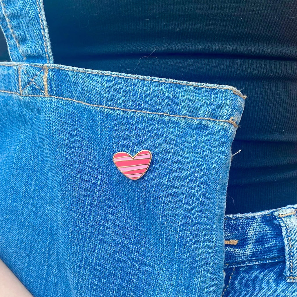 Pin's Coeur Rayé - Mamie